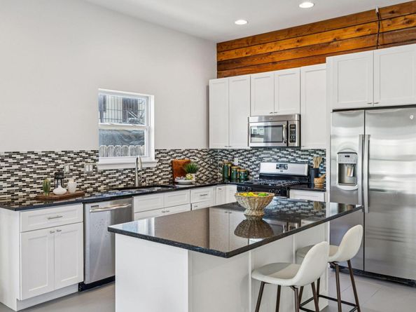 1702 Miriam Ave, Austin TX 78702