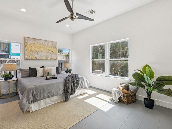 1702 Miriam Ave, Austin TX 78702