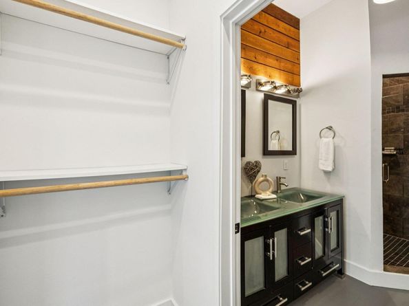 1702 Miriam Ave, Austin TX 78702