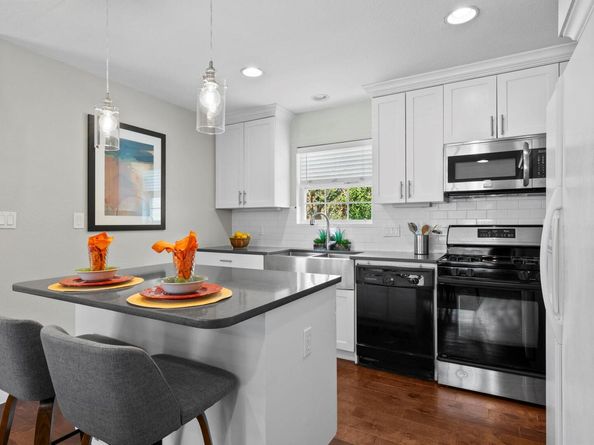 3001 Maplelawn CIR, Austin TX 78723