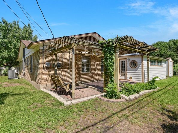 6009 Belfast DR, Austin TX 78723