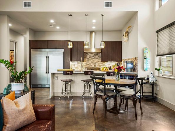 3005 E Martin Luther King Jr BLVD, Austin TX 78702