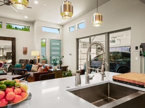 3005 E Martin Luther King Jr BLVD, Austin TX 78702