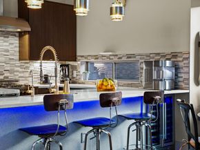 3005 E Martin Luther King Jr BLVD, Austin TX 78702