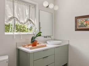 2211 Canterbury ST, Austin TX 78702