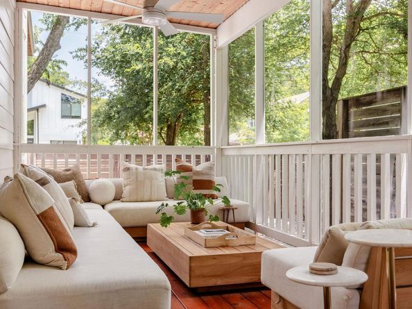 2211 Canterbury ST, Austin TX 78702