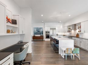 2500 Cedarview DR, Austin TX 78704