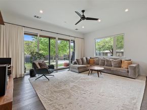 2500 Cedarview DR, Austin TX 78704