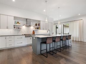 2500 Cedarview DR, Austin TX 78704