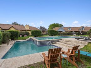 1601 Faro DR 704, Austin TX 78741