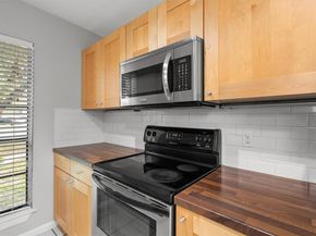 1601 Faro DR 704, Austin TX 78741