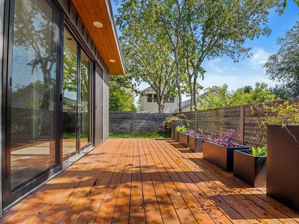 1912 Romeria DR B, Austin TX 78757