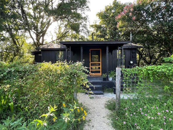 5921 Ponca ST, Austin TX 78741