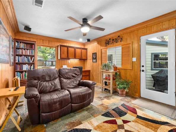 2301 Del Curto RD, Austin TX 78704