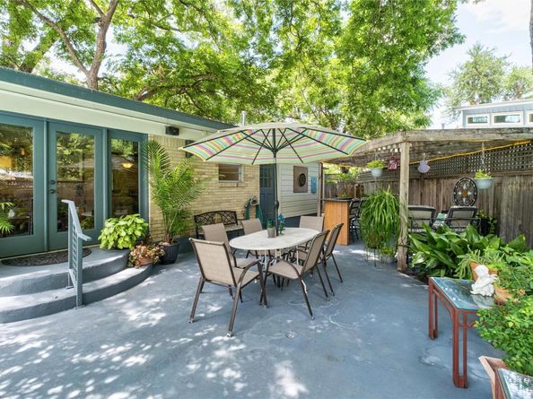 2301 Del Curto RD, Austin TX 78704