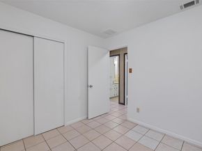 1000 S Center ST, Austin TX 78704