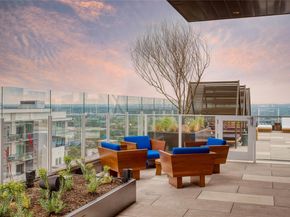 48 East Ave 2005, Austin TX 78701