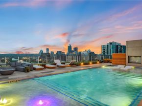 48 East Ave 2005, Austin TX 78701