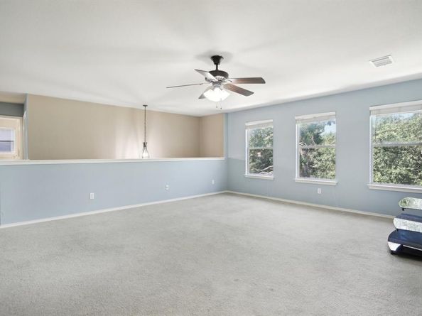 403 Red Hawk DR, Leander TX 78641