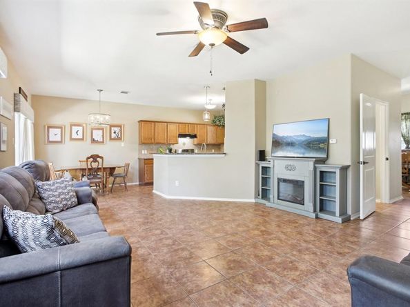 403 Red Hawk DR, Leander TX 78641