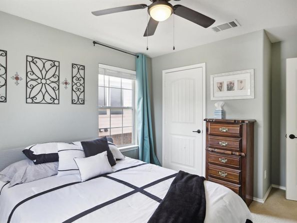 403 Red Hawk DR, Leander TX 78641