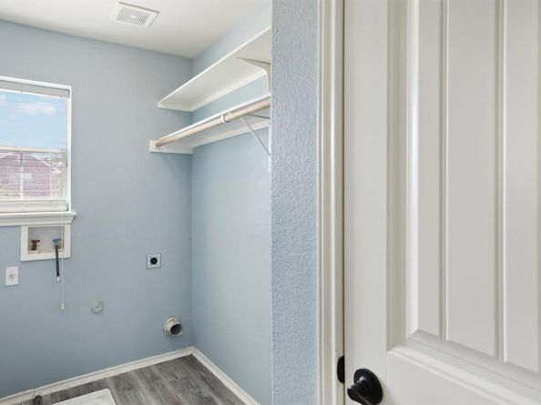 403 Red Hawk DR, Leander TX 78641