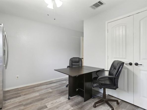 403 Red Hawk DR, Leander TX 78641