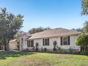 201 Sailmaster ST, Lakeway TX 78734