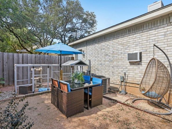 201 Sailmaster ST, Lakeway TX 78734