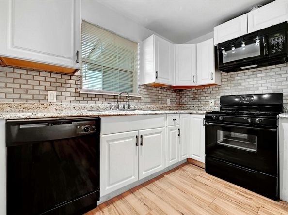 1200 Walnut Ave, Austin TX 78702