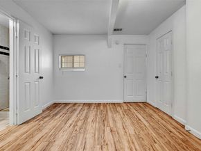 1200 Walnut Ave, Austin TX 78702