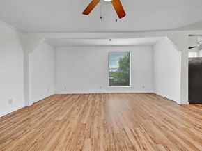 1200 Walnut Ave, Austin TX 78702