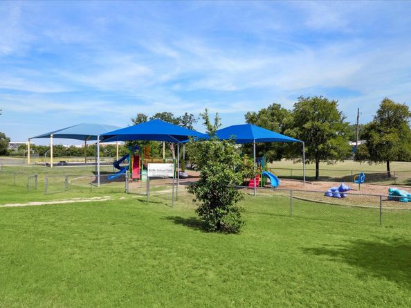 618 Denson DR, Austin TX 78752