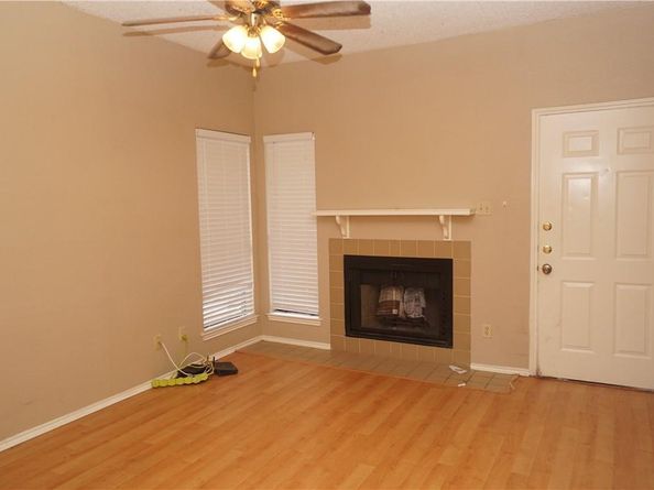 2706 Salado St 210, Austin TX 78705