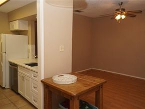 2706 Salado St 210, Austin TX 78705