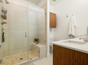 1801 E 2nd ST 9, Austin TX 78702