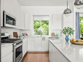 1801 E 2nd ST 9, Austin TX 78702