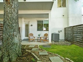 1801 E 2nd ST 9, Austin TX 78702