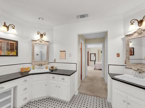 105 Tamarac CT, Lakeway TX 78734