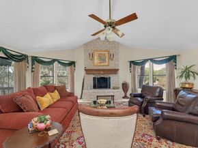 105 Tamarac CT, Lakeway TX 78734