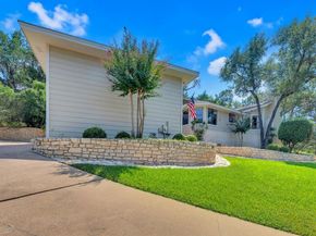 105 Tamarac CT, Lakeway TX 78734