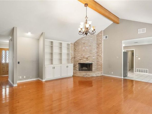 11004 Chateau HL, Austin TX 78750