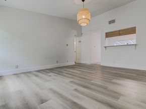 6713 West Gate BLVD A, Austin TX 78745
