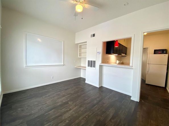 3000 Guadalupe ST 116, Austin TX 78705