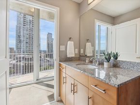 360 Nueces ST 1208, Austin TX 78701
