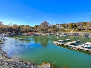 300 Errol DR, Spicewood TX 78669