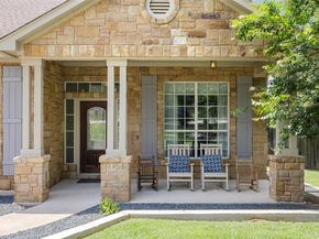 300 Errol DR, Spicewood TX 78669