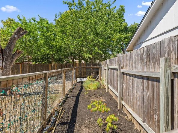 9228 Partridge CIR, Austin TX 78758