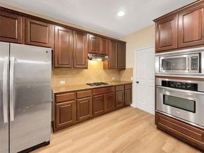 12105 Pepperidge DR, Austin TX 78739