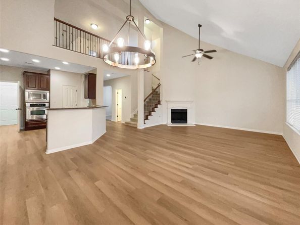 12105 Pepperidge DR, Austin TX 78739